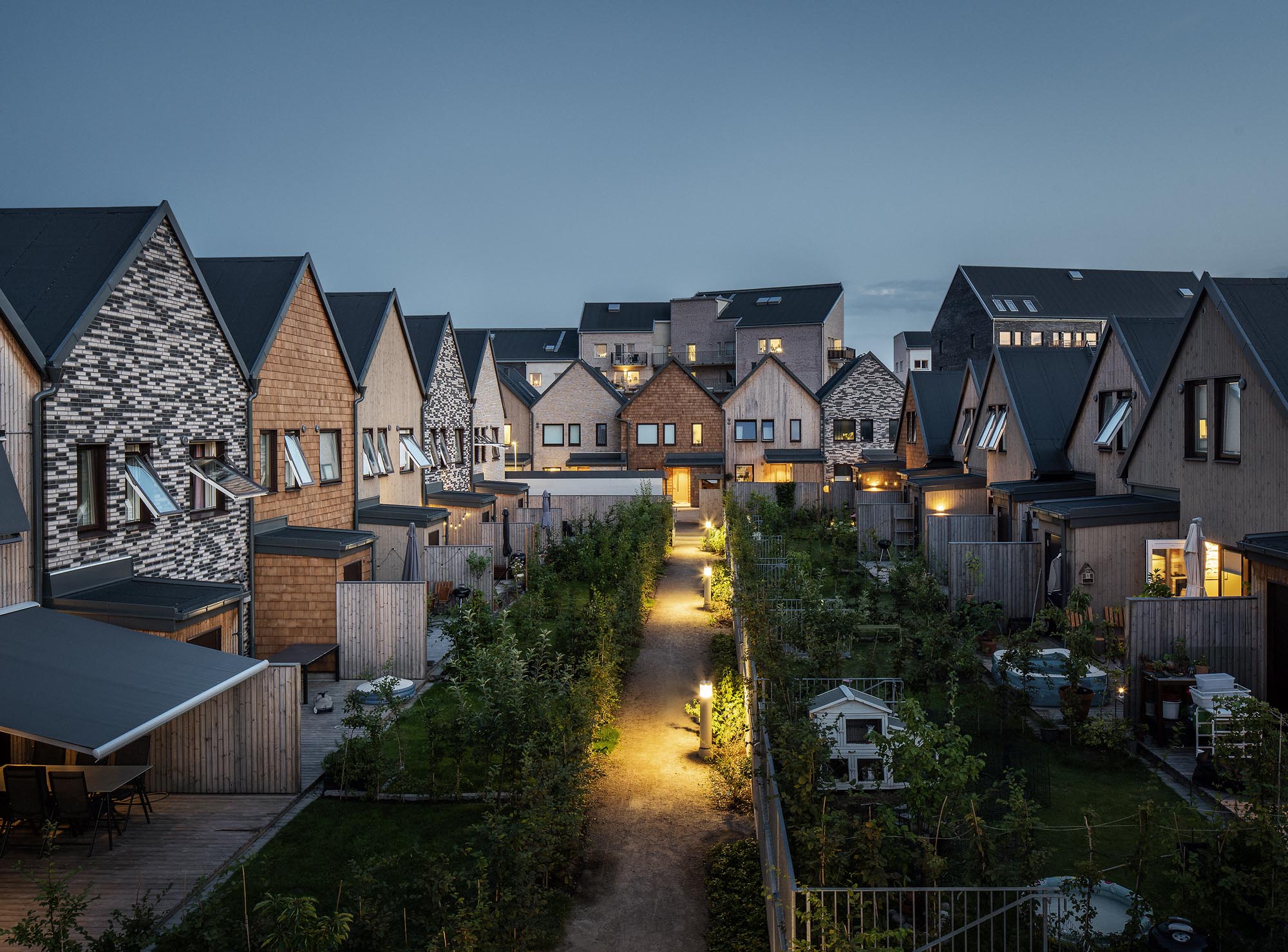 07737 1 Radhus för Ikano