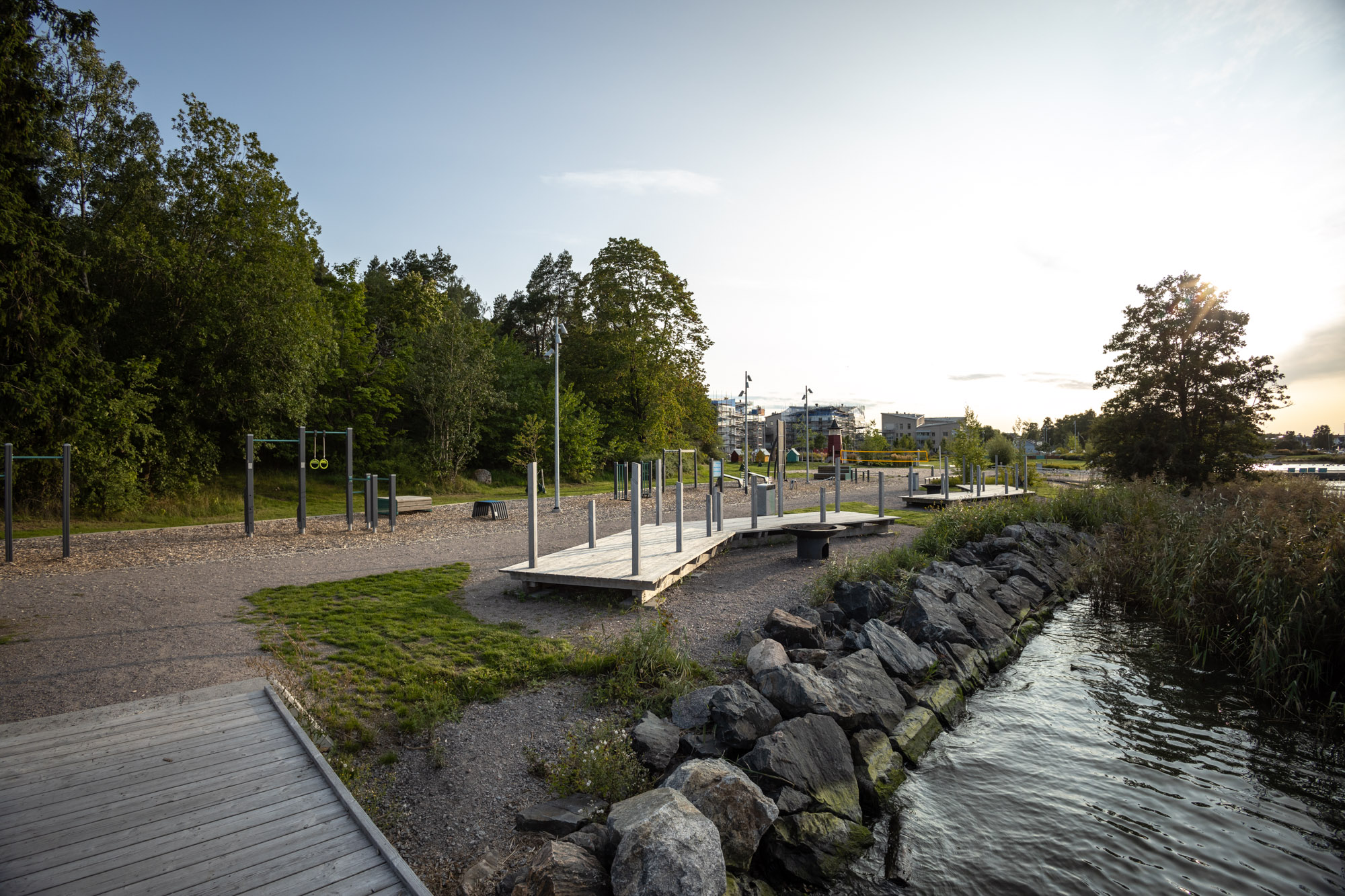 Lindö strand utegym och bryggor